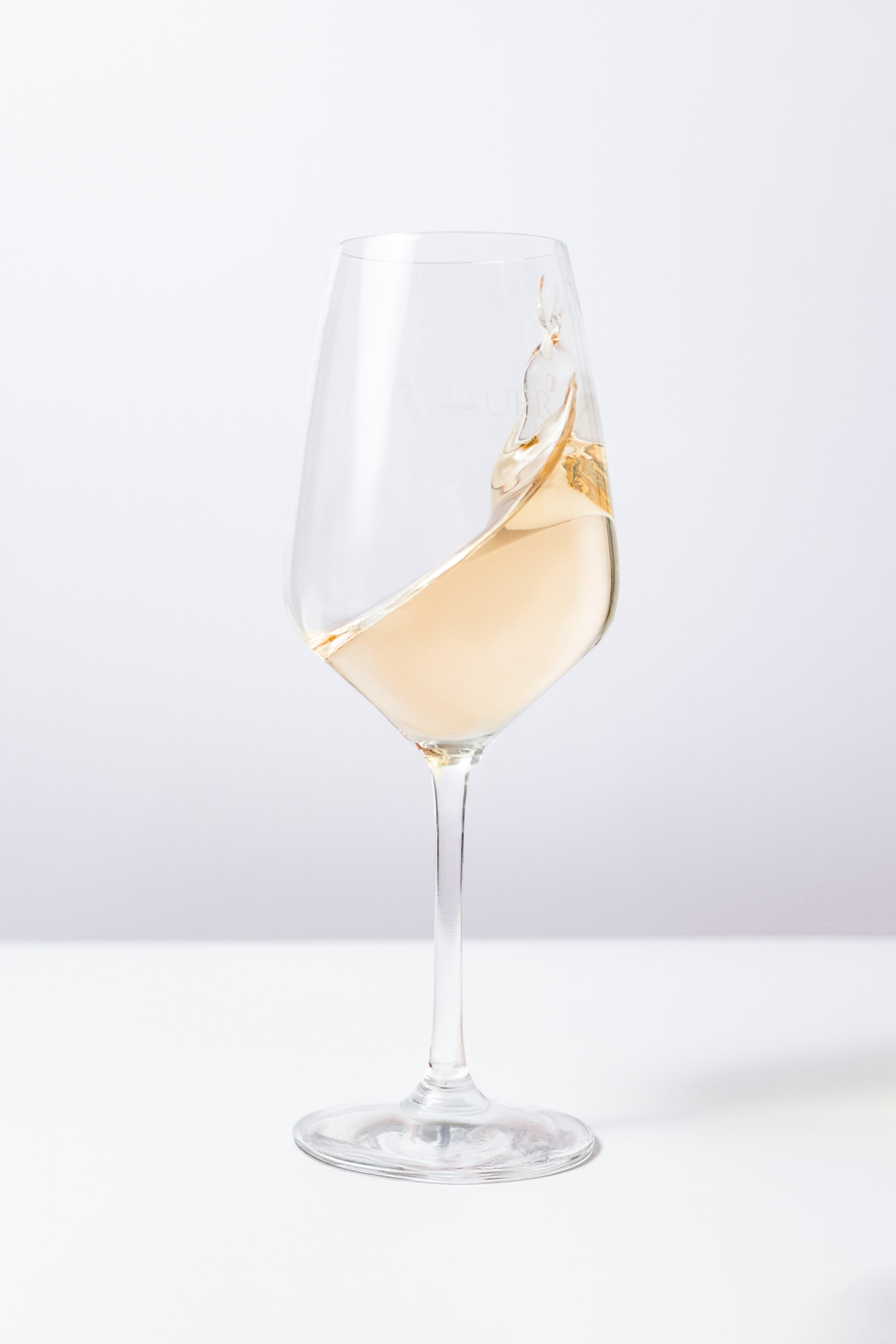 Wein Farbe- Hagnauer "Farbenspiel" Grauburgunder Premium trocken