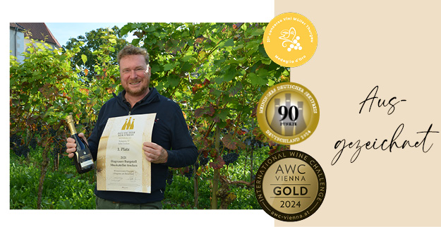 Jochen Sahler mit Sekt und Medaille